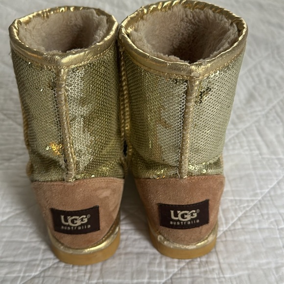 UGG gold sequence boots - Picture 2 of 4